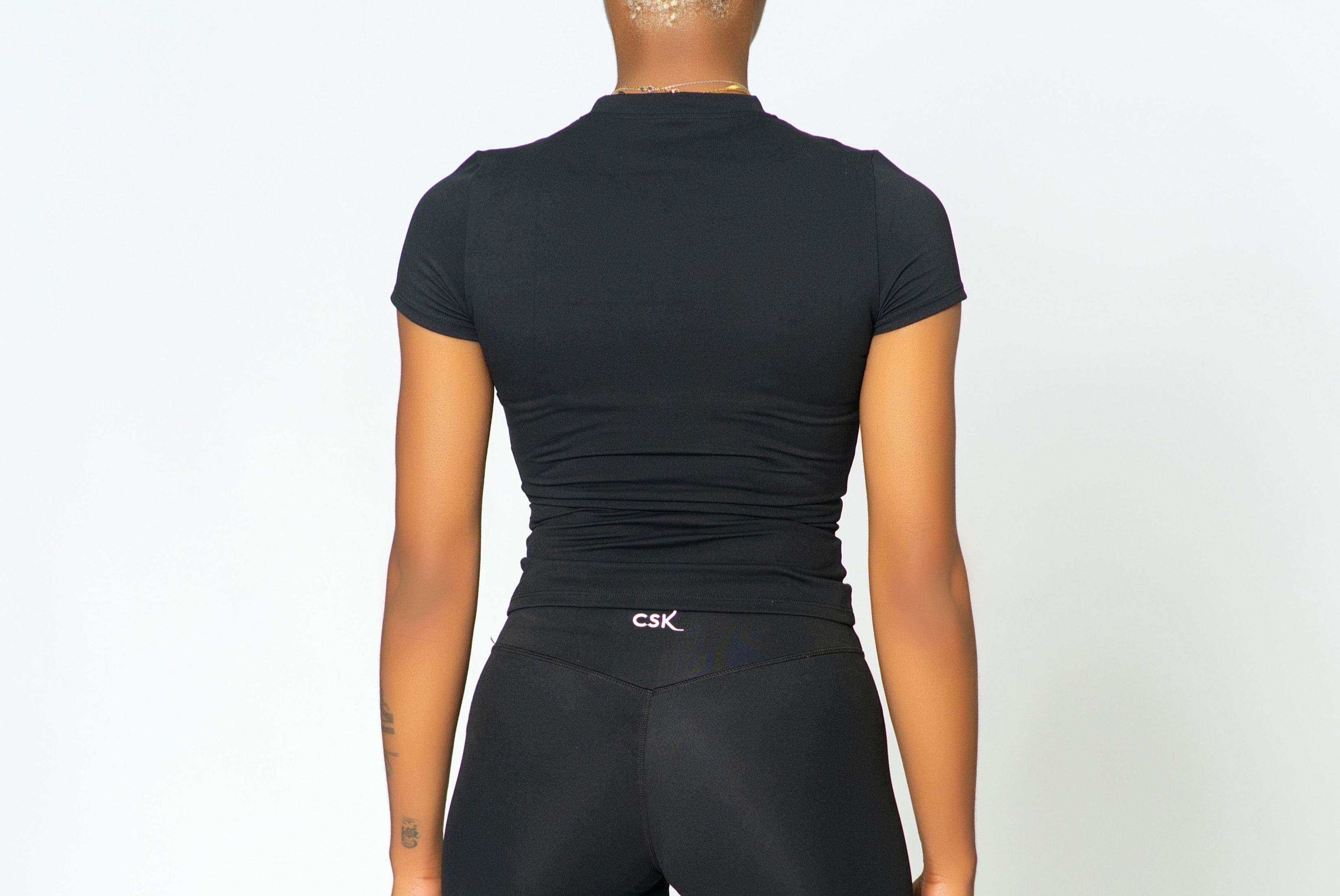 Seamless Fit Short Sleeve